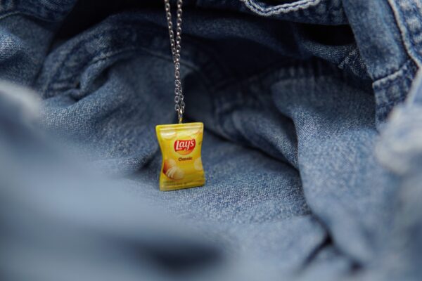 CHIPS NECKLACE