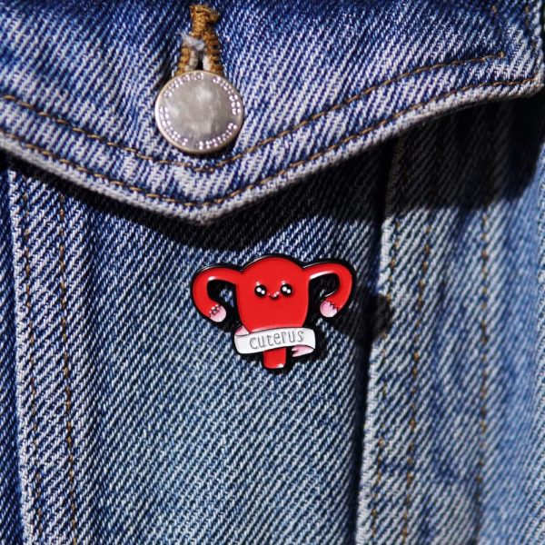 μήτρα cuterus enamel pin