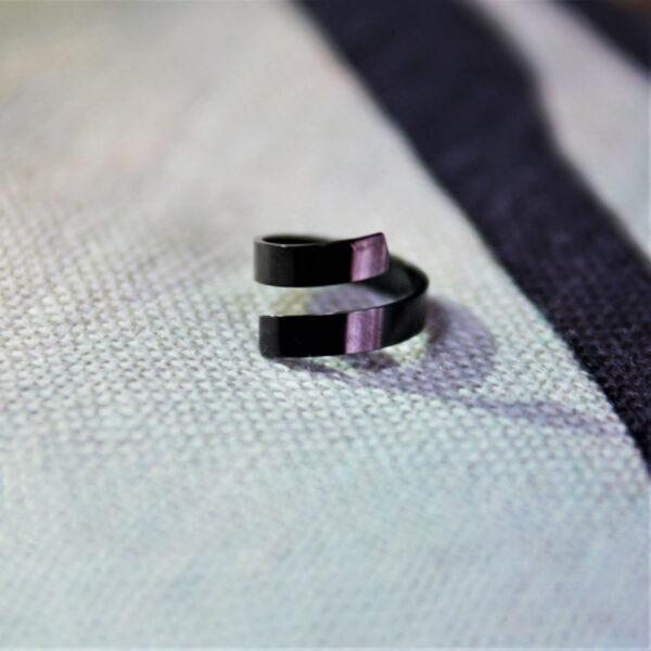 stainless steel ring black color