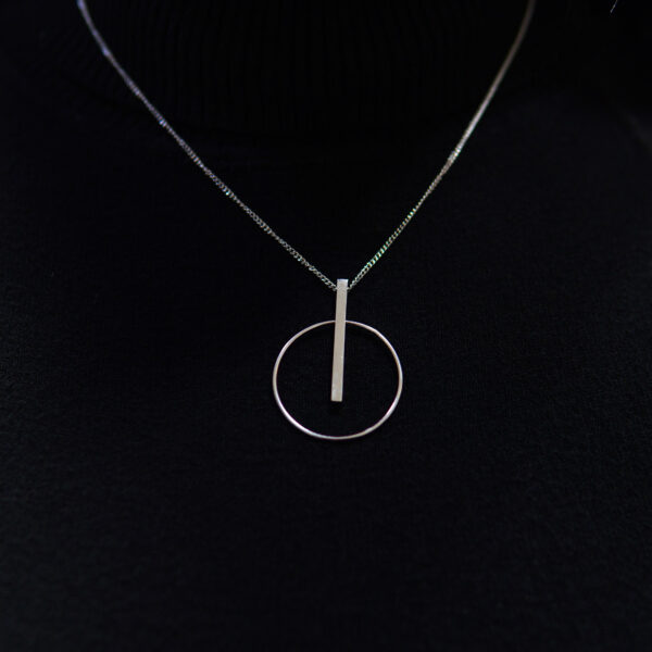 circle necklace