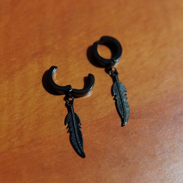 black feather unisex earring