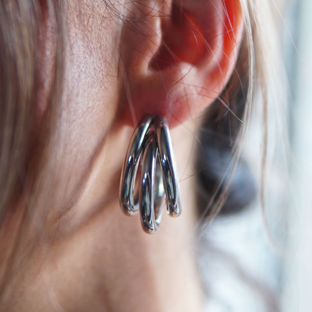 Σκουλαρίκια "Μπλεγμένοι Κρίκοι" 1 σκουλαρίκια μπλεγμένοι κρίκοι